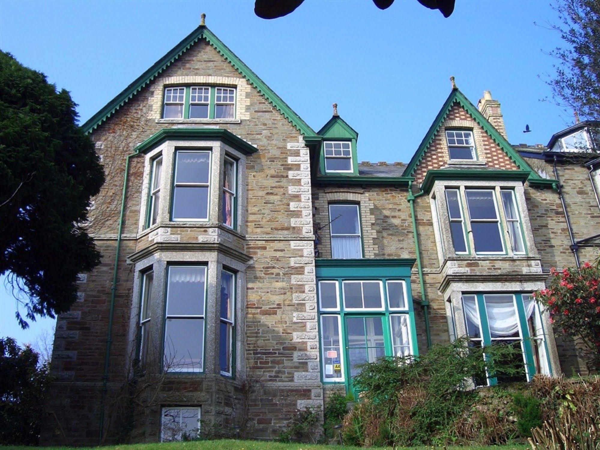 Penrose Bed & Breakfast Лостуитиел Экстерьер фото